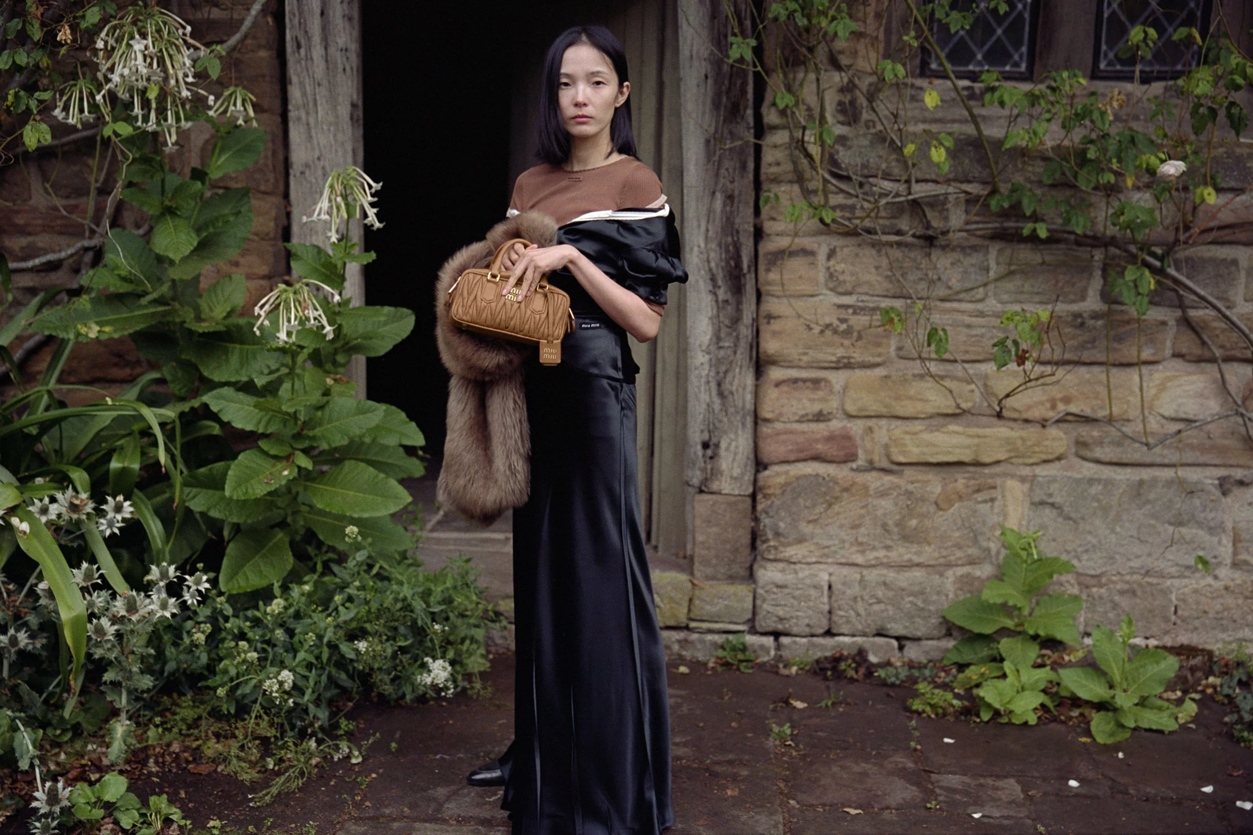 HOME FOR THE HOLIDAYS IN MIU MIU! — Numéro Netherlands